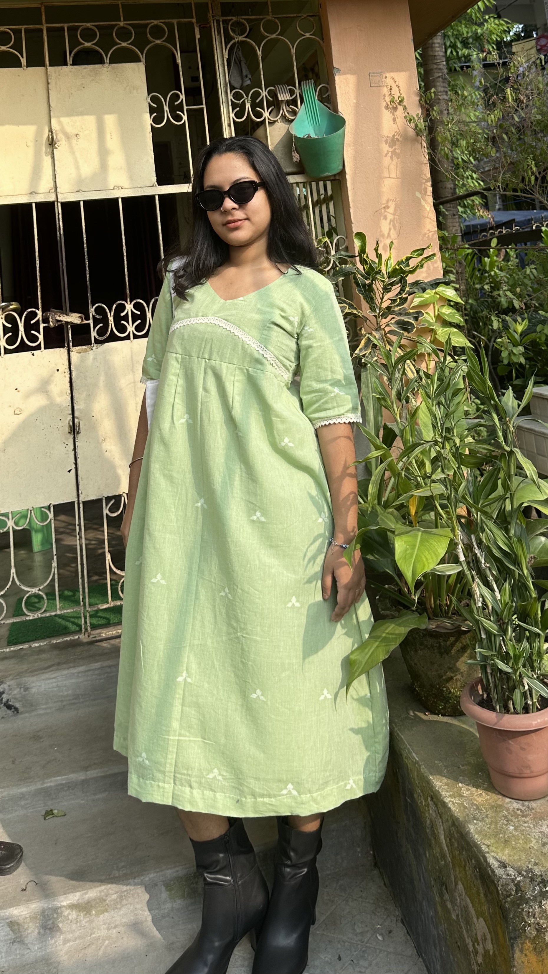 Jamdani Dress Pesta Badam — photo 2