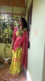  patchwork gamcha saree with blouse piece in multicolour - Image 4